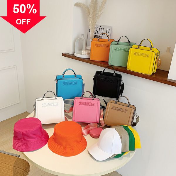 designer clutch bag purses ladies handbags evening clutches women's 2022 new small letter shoulder
designer clutch bag purses ladies handbags evening clutches women's 2022 new small letter shoulder