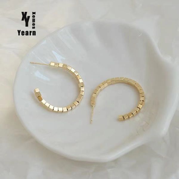 design sense geometric small square circle hoop earrings for woman korean fashion jewelry wedding party girl's unusual earrings, Golden;silver
design sense geometric small square circle hoop earrings for woman korean fashion jewelry wedding party girl's unusual earrings, Golden;silver