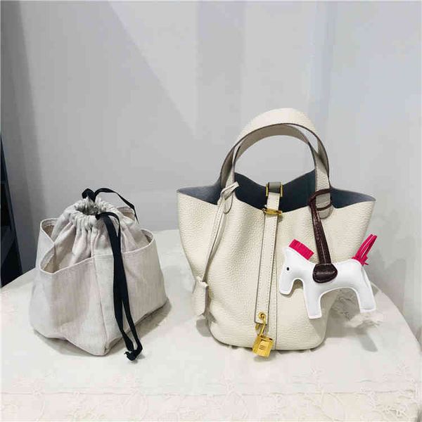 bag designer fashion ladies herme 2022 spring and summer new layer cowhide women's bag hand single sh
bag designer fashion ladies herme 2022 spring and summer new layer cowhide women's bag hand single sh