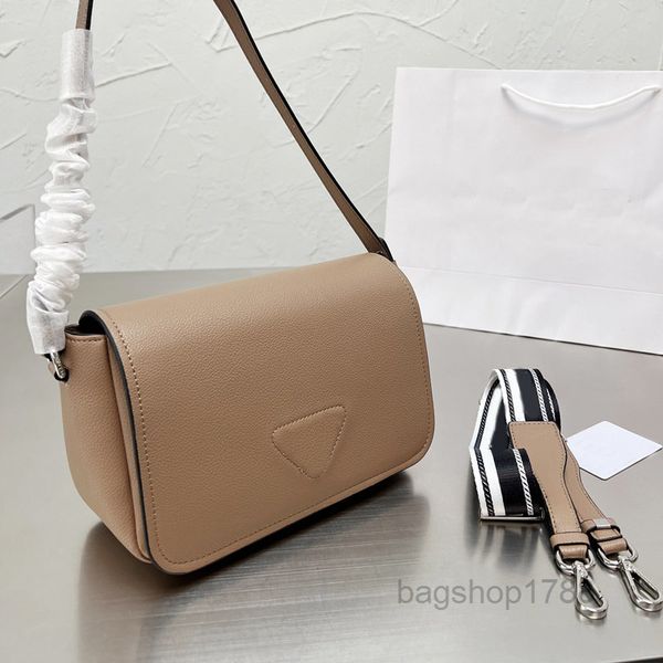 evening bags crossbody bag women handbag flap axillary shoulder bag genuine leather triangle sign plain wallets fashion handba
evening bags crossbody bag women handbag flap axillary shoulder bag genuine leather triangle sign plain wallets fashion handba