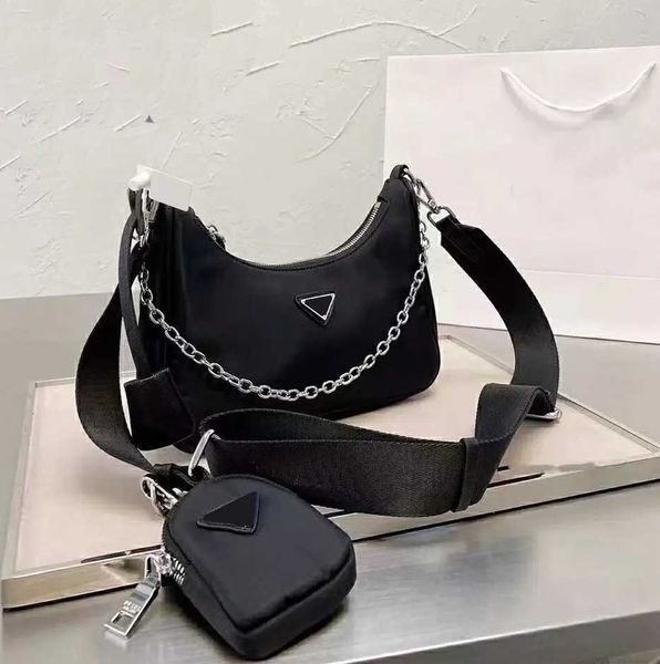 fashion re-edition 2005 nylon bag for woman luxury designer bags lady womens mens travel crossbody tote hobo shoulder purses handbags wallet
fashion re-edition 2005 nylon bag for woman luxury designer bags lady womens mens travel crossbody tote hobo shoulder purses handbags wallet