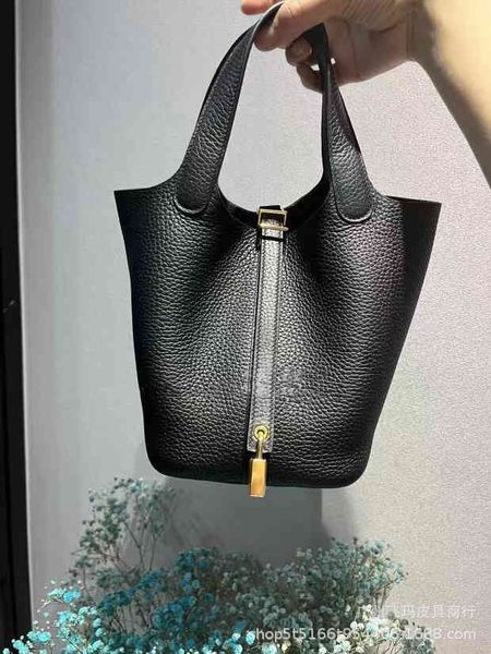 fashion women's bags herme pure manual hand sewn wax thread original kraft vegetable basket bu et bag 18 22tc calf leather handbag
fashion women's bags herme pure manual hand sewn wax thread original kraft vegetable basket bu et bag 18 22tc calf leather handbag