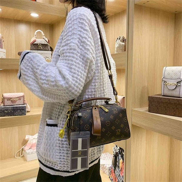 59% off shoulder bags on sell luxury hand women's autumn diagonal hand foreign temperament wide strap single shoulderkdtd
59% off shoulder bags on sell luxury hand women's autumn diagonal hand foreign temperament wide strap single shoulderkdtd