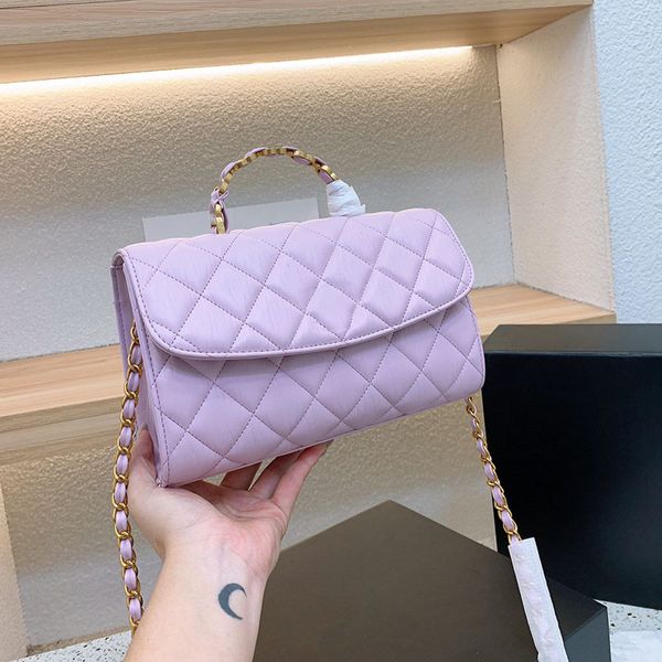 fashion women designer pochette shoulder bag metal letter handle leather quilted classic flip messenger luxury handbag shopping makeup suitc
fashion women designer pochette shoulder bag metal letter handle leather quilted classic flip messenger luxury handbag shopping makeup suitc