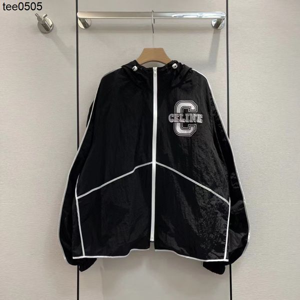 men's jackets fashion brand 22 spring summer new letter printing design casual fashion versatile zipper hooded sunscreen coat women, Black;brown
men's jackets fashion brand 22 spring summer new letter printing design casual fashion versatile zipper hooded sunscreen coat women, Black;brown