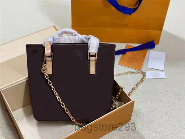 westwood vintage style floral printing women small totes letter twine brown leather handbags one more chains strap shoulder bags quality 202
westwood vintage style floral printing women small totes letter twine brown leather handbags one more chains strap shoulder bags quality 202