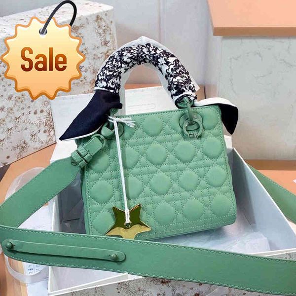 designer bags fashion bag large capacity hand shopping bags book women crossbody luxury new fall handle one shoulder frostedtote
designer bags fashion bag large capacity hand shopping bags book women crossbody luxury new fall handle one shoulder frostedtote