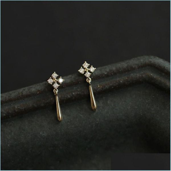 stud 925 sterling sier european simple snowflake stud earrings women crystal water drop tassel 14 gold jewelry 410 b3 del dhseller2010 dhrzc, Golden;silver
stud 925 sterling sier european simple snowflake stud earrings women crystal water drop tassel 14 gold jewelry 410 b3 del dhseller2010 dhrzc, Golden;silver