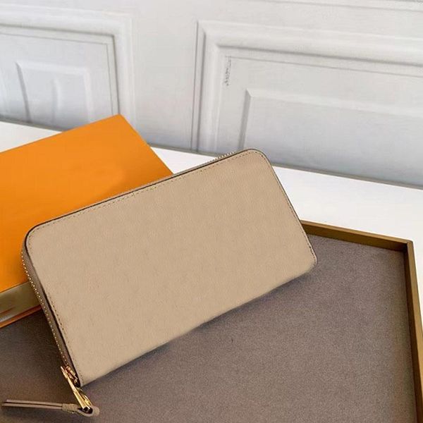 with box fashion women clutch leather wallet single zipper wallets lady ladies long classical long purse card 60017, Red;black
with box fashion women clutch leather wallet single zipper wallets lady ladies long classical long purse card 60017, Red;black