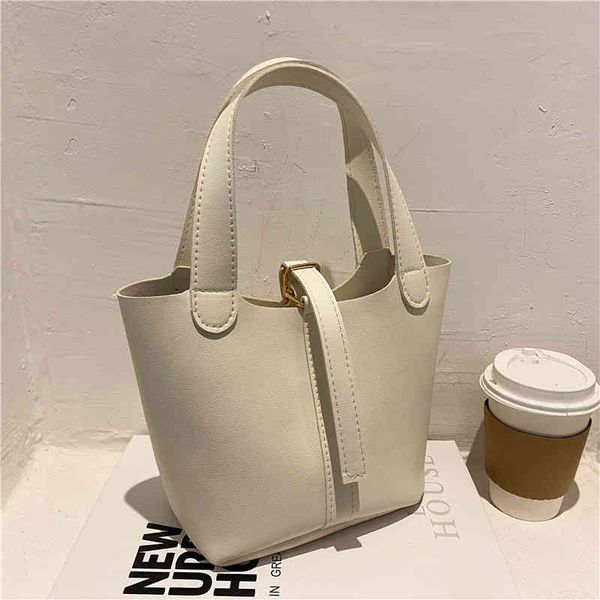 fashion women's herme bags year's popular small bag 2022 new fashion women's summer temperament simple portable one shoulder
fashion women's herme bags year's popular small bag 2022 new fashion women's summer temperament simple portable one shoulder