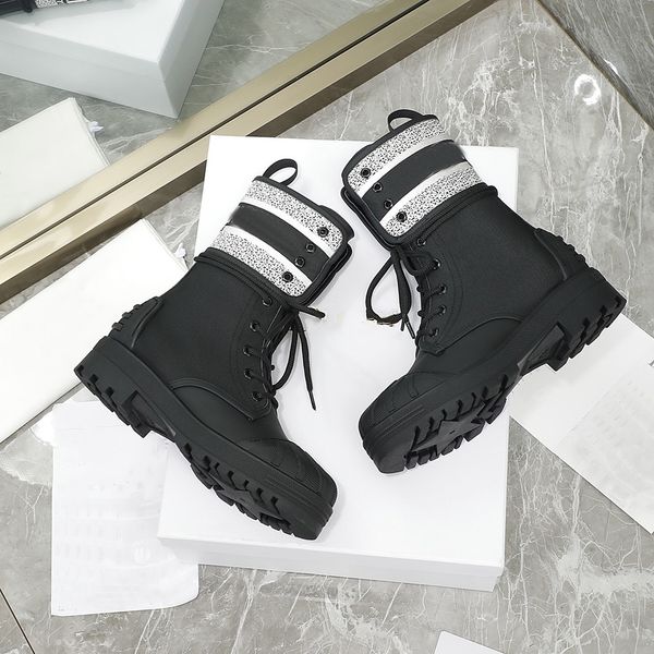 woman short martin platform thin knight boots designer breathable and light shoe leather fashion genuine new autumn and winter non-slip mid, Black;brown
woman short martin platform thin knight boots designer breathable and light shoe leather fashion genuine new autumn and winter non-slip mid, Black;brown