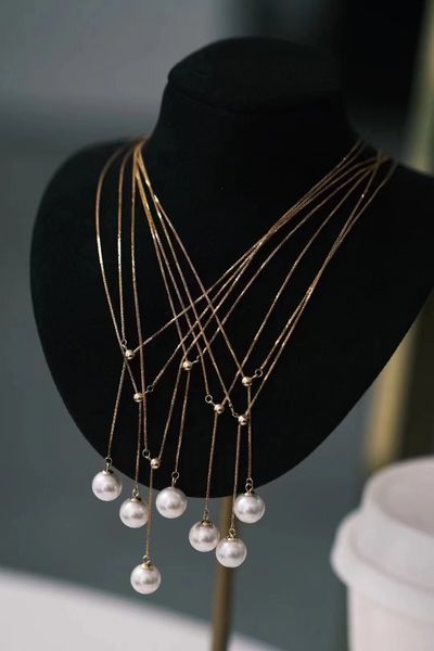 2209102 women's pearl jewelry necklace akoya 8-8.5mm one pendent y shaped ajustable au750 18k yellow gold, Silver
2209102 women's pearl jewelry necklace akoya 8-8.5mm one pendent y shaped ajustable au750 18k yellow gold, Silver