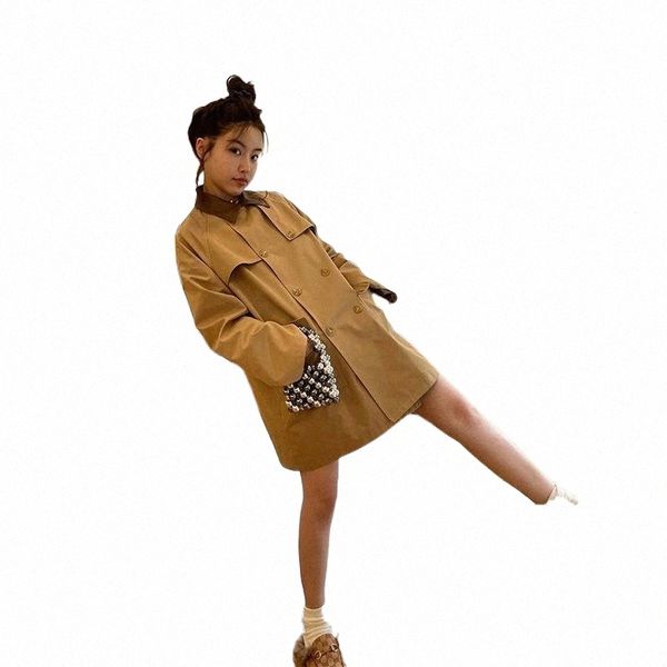 women's trench coats fashionable girl's leather collar splicing windbreaker 2021 autumn korean version french loose temperament kh, Tan;black
women's trench coats fashionable girl's leather collar splicing windbreaker 2021 autumn korean version french loose temperament kh, Tan;black