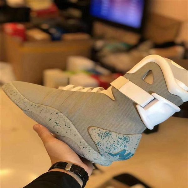 2020 authentic air mag back to the future glow in the dark gray sneakers marty mcfly's led shoes lighting up mags black red b284w294v
2020 authentic air mag back to the future glow in the dark gray sneakers marty mcfly's led shoes lighting up mags black red b284w294v