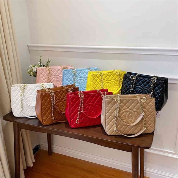 59% off shoulder bags on sell luxury hand lingge female autumn and winter tote large capacity ladies trend bagsno02
59% off shoulder bags on sell luxury hand lingge female autumn and winter tote large capacity ladies trend bagsno02