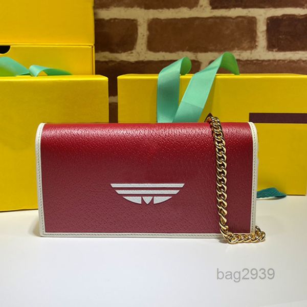 620s ening bags chain crossbody co-branded flap handbags purse genuine leather fashion letters inside credit card holder women
620s ening bags chain crossbody co-branded flap handbags purse genuine leather fashion letters inside credit card holder women