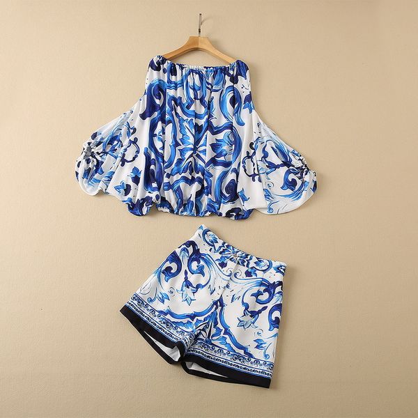 two piece dress european and american women's wear autumn 2022 new styles blue printed shirt lantern sleeves a line collar shorts fashi, White
two piece dress european and american women's wear autumn 2022 new styles blue printed shirt lantern sleeves a line collar shorts fashi, White