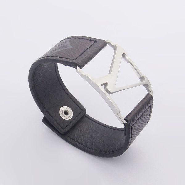 66scharm bracelets designer jewelry wide black leather bracelets men charm bracelet for women hand strap brown flower pattern 4 colors, Golden;silver
66scharm bracelets designer jewelry wide black leather bracelets men charm bracelet for women hand strap brown flower pattern 4 colors, Golden;silver