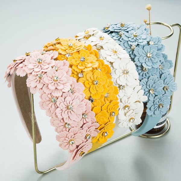 pu leather rhinestone flower headband fashion hair accessories women's trendy temperament hairband girl hair band headwear, Slivery;white
pu leather rhinestone flower headband fashion hair accessories women's trendy temperament hairband girl hair band headwear, Slivery;white