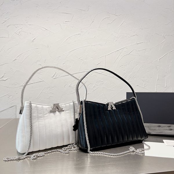 2022 5a quality winter designer bag fashion new rhinestone ladies one shoulder portable underarm chain hobo bag
2022 5a quality winter designer bag fashion new rhinestone ladies one shoulder portable underarm chain hobo bag