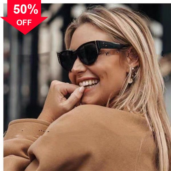 designer sunglasses 22 xiaoxiang cat's eye plate fashion trend net red same sunglass wind ins tide sunglass ch6054, White;black
designer sunglasses 22 xiaoxiang cat's eye plate fashion trend net red same sunglass wind ins tide sunglass ch6054, White;black