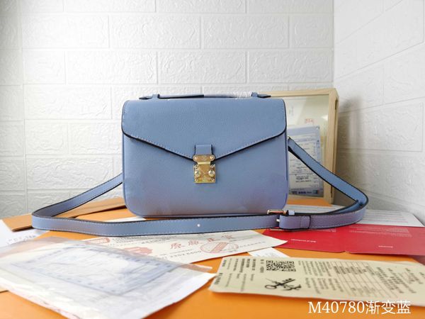 famous classic designer new fashion women or men messenger bags cross body bag school bookbag 40780 44568 backpack wallet
famous classic designer new fashion women or men messenger bags cross body bag school bookbag 40780 44568 backpack wallet