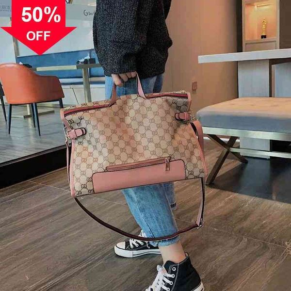 designer clutch bag evening clutches 2022 factory outlet canvas women's new one shoulder versatile fashion printed commuter portable to
designer clutch bag evening clutches 2022 factory outlet canvas women's new one shoulder versatile fashion printed commuter portable to