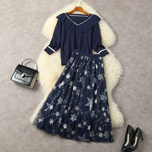 two piece dress new european and american women's wear for winter 2022 knit sweater capri sleeve mesh sequin embroidered skirt fashion, White
two piece dress new european and american women's wear for winter 2022 knit sweater capri sleeve mesh sequin embroidered skirt fashion, White