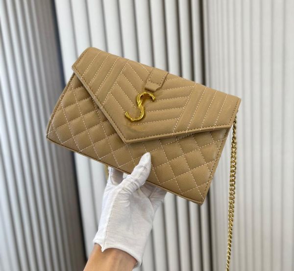 luxury designers envelope shoulder bags fashion 5a quality genuine leather size 22x14 cm flap bags women gold chain cross body handbags purs
luxury designers envelope shoulder bags fashion 5a quality genuine leather size 22x14 cm flap bags women gold chain cross body handbags purs