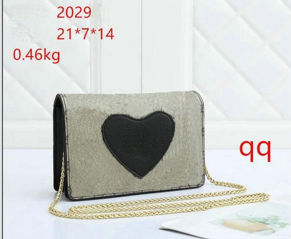 Women Handbags Purses Fashion Crossbody Messenger Shoulder bags Chain bag Good quality Sheepskin Leather Purse Ladies Handbag Tote 2029#21x7, Red
Women Handbags Purses Fashion Crossbody Messenger Shoulder bags Chain bag Good quality Sheepskin Leather Purse Ladies Handbag Tote 2029#21x7, Red