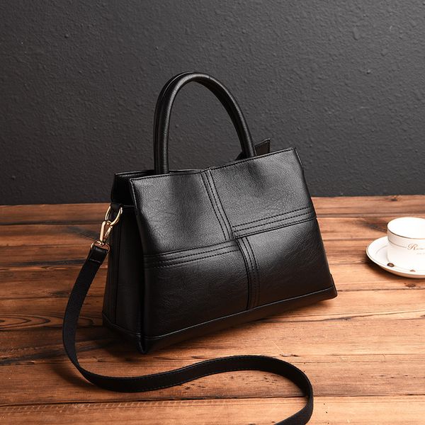 women inclined shoulder bags fashion casual womens bag small handbag totes high-capacity genuine leather large volume wholesale girl mobile
women inclined shoulder bags fashion casual womens bag small handbag totes high-capacity genuine leather large volume wholesale girl mobile