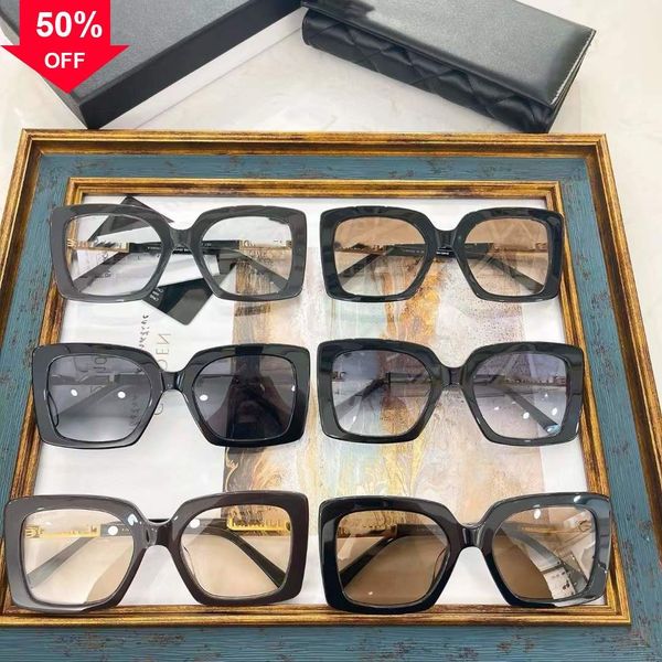 designer sunglasses xiaoxiangjia's new net red same ins fashionable women's versatile ch6014s, White;black
designer sunglasses xiaoxiangjia's new net red same ins fashionable women's versatile ch6014s, White;black