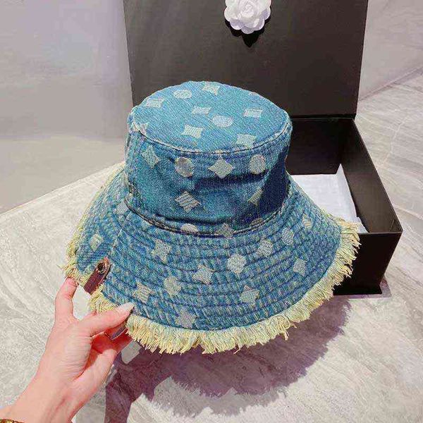 bai cheng wide brim hats designer denim bucket hats beanie fashion letters cap 4 season baseball caps casquets 2 colors high quality, Blue;gray
bai cheng wide brim hats designer denim bucket hats beanie fashion letters cap 4 season baseball caps casquets 2 colors high quality, Blue;gray