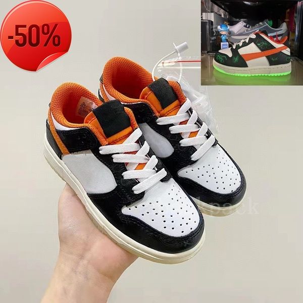 kids skateboarding athletic shoes sbs white ceramic chocolate milk strawberry milk shadow gypsy rose civilist bear brazil veneer l211a, Black
kids skateboarding athletic shoes sbs white ceramic chocolate milk strawberry milk shadow gypsy rose civilist bear brazil veneer l211a, Black