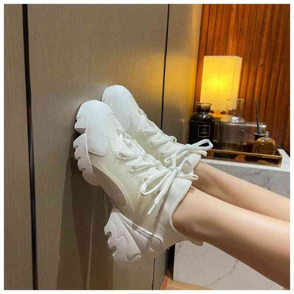 dress shoes xiaobai shoes style in autumn high permeability thick bottom muffin thin sports daddy female, Black
dress shoes xiaobai shoes style in autumn high permeability thick bottom muffin thin sports daddy female, Black