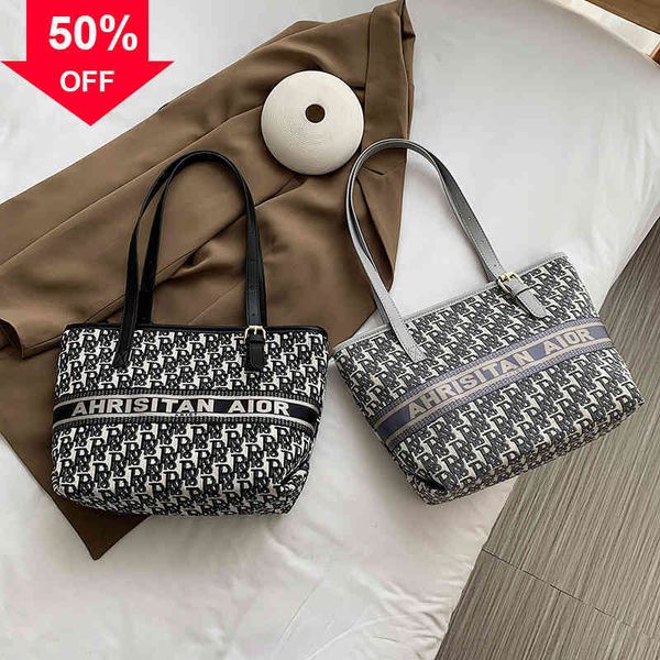 designer clutch bag evening clutches 72% off s autumn big women's new fashion large capacity versatile one shoulder tote net red handba
designer clutch bag evening clutches 72% off s autumn big women's new fashion large capacity versatile one shoulder tote net red handba