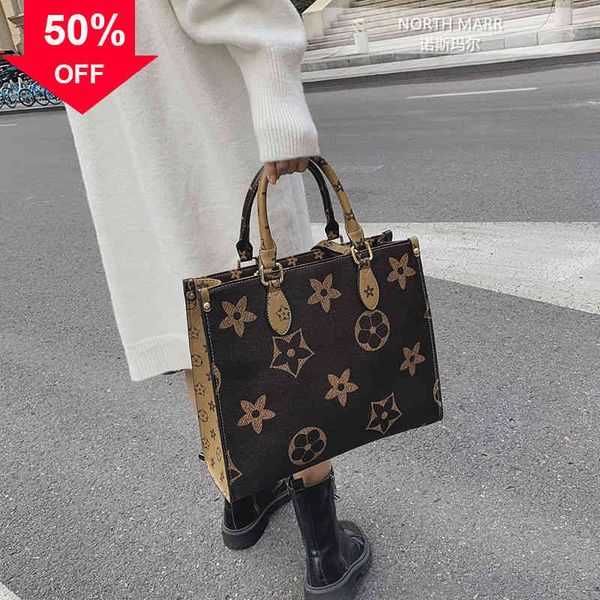 designer clutch bag evening clutches 2022 factory wholale new trendy old flower tote large capacity women's handbag vintage versatile o
designer clutch bag evening clutches 2022 factory wholale new trendy old flower tote large capacity women's handbag vintage versatile o