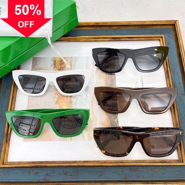 designer sunglasses b family style personalized green plate cat's eye square sunglass ins net red face small sunglass bv112, White;black
designer sunglasses b family style personalized green plate cat's eye square sunglass ins net red face small sunglass bv112, White;black