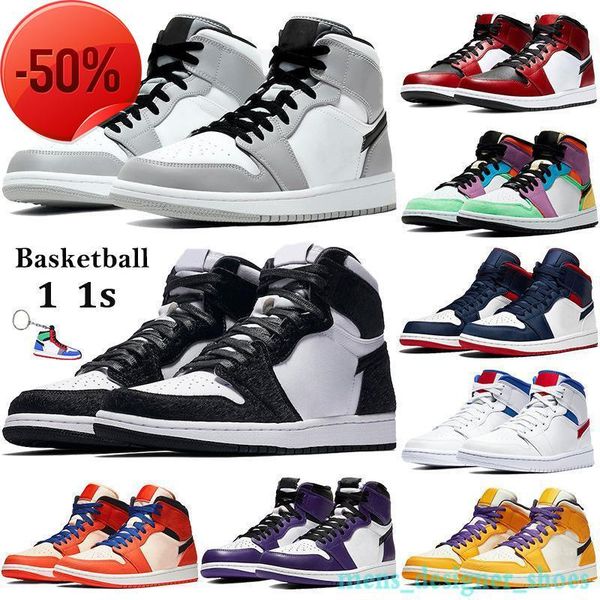 2022 new 1 1s basketball shoes with keychain men women mid light smoke grey chicago toe twist sneakers mid se usa multi -color trainers, Black
2022 new 1 1s basketball shoes with keychain men women mid light smoke grey chicago toe twist sneakers mid se usa multi -color trainers, Black