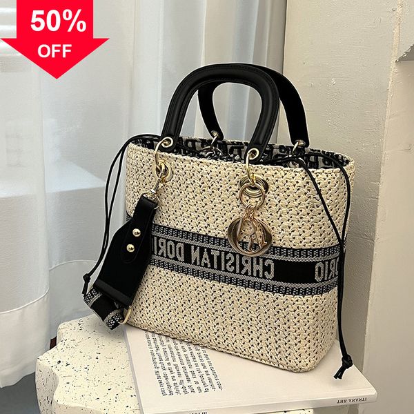 evening clutches designer bags sal of woven straw fashionable women's hand simple contrast color single shoulder wide straps msenger
evening clutches designer bags sal of woven straw fashionable women's hand simple contrast color single shoulder wide straps msenger