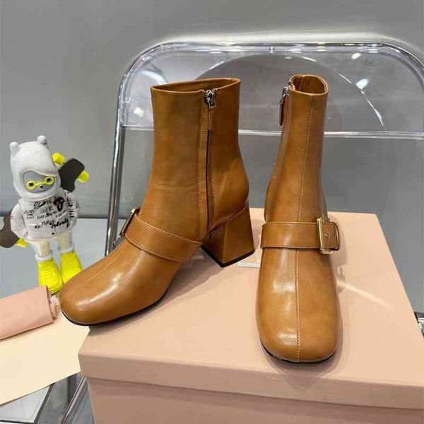 boots patent leather boots miu family early autumn short round head side zipper metal square buckle high-end high-heeled martin women's, Black
boots patent leather boots miu family early autumn short round head side zipper metal square buckle high-end high-heeled martin women's, Black
