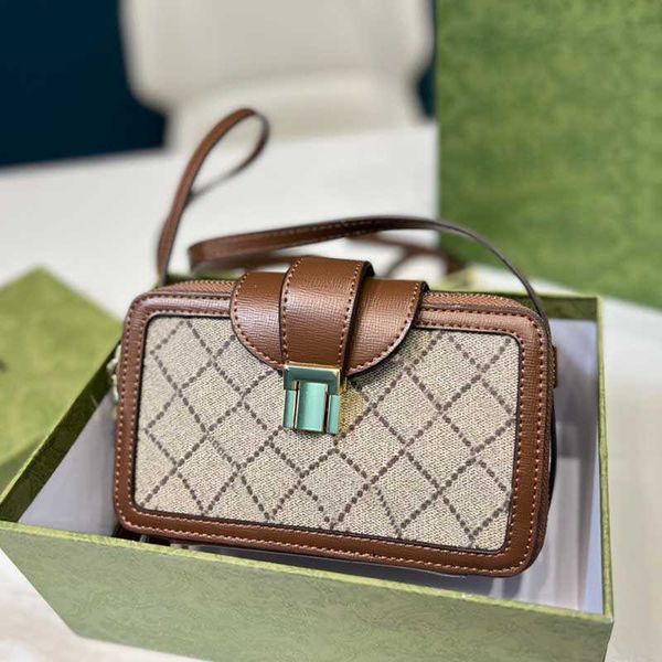 mini flap handbag luxury designer cross body mobile phone bags fashion two letter pattern women purse shoulder bag
mini flap handbag luxury designer cross body mobile phone bags fashion two letter pattern women purse shoulder bag