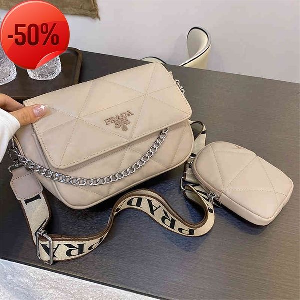 purses ladies handbags designer clutch bag purs 70% off super fengxiang lock chain single shoulder oblique span net red small square
purses ladies handbags designer clutch bag purs 70% off super fengxiang lock chain single shoulder oblique span net red small square