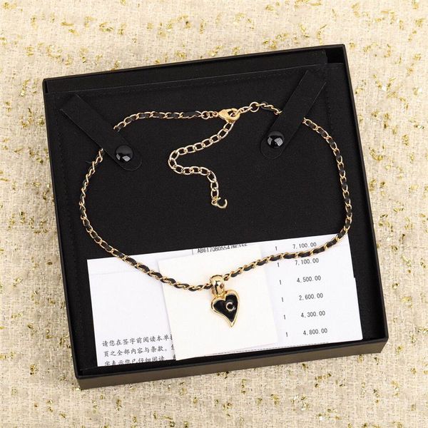 2022 pendant necklace with small heart shape and black color enamel color genuine leather for women wedding jewelry gi254j, Silver
2022 pendant necklace with small heart shape and black color enamel color genuine leather for women wedding jewelry gi254j, Silver