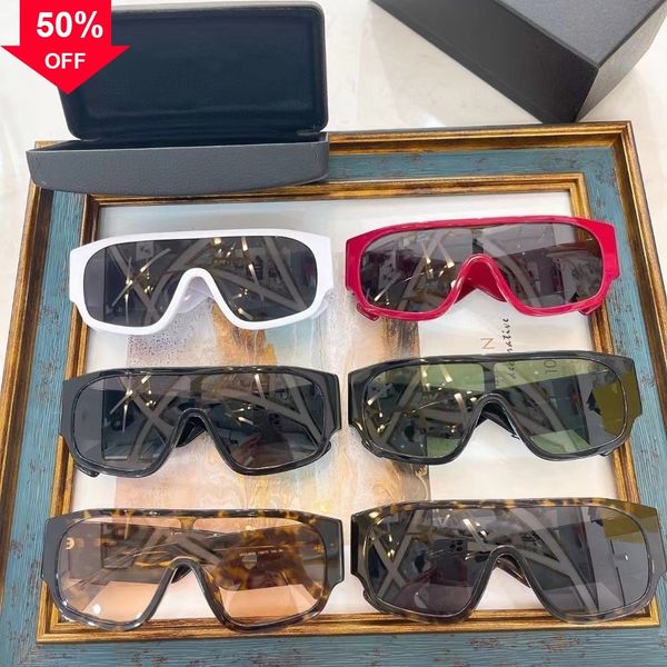 designer sunglasses v family head autumn new net red same style personalized sunglass women's versatile fashion sunglass 4439, White;black
designer sunglasses v family head autumn new net red same style personalized sunglass women's versatile fashion sunglass 4439, White;black