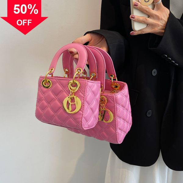 evening clutches designer bags high sense commuter bag 2022 summer new ins fashion niche dign single shoulder msenger portable women's
evening clutches designer bags high sense commuter bag 2022 summer new ins fashion niche dign single shoulder msenger portable women's