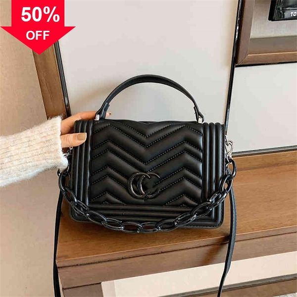 designer clutch bag evening clutches factory direct sale women's single shoulder hand chain lingge woman s
designer clutch bag evening clutches factory direct sale women's single shoulder hand chain lingge woman s