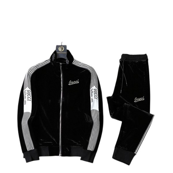 2022mens tracksuits sweater trousers set designer hoodies streetwear sweatshirts quality sports suit embroidery plush letter decoration size, Gray
2022mens tracksuits sweater trousers set designer hoodies streetwear sweatshirts quality sports suit embroidery plush letter decoration size, Gray