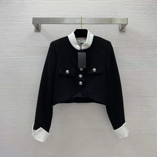 women's trench coats 2022 new autumn winter o neck long sleeve brand same style jacket designer outerwear 0918-07, Tan;black
women's trench coats 2022 new autumn winter o neck long sleeve brand same style jacket designer outerwear 0918-07, Tan;black
