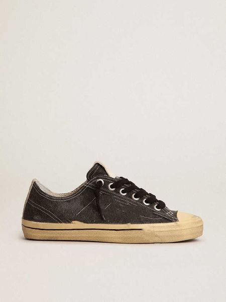 dirty shoes sneakers designer luxury italian vintage black canvas with ice grey heel tab handmade v-star ltd suede xx
dirty shoes sneakers designer luxury italian vintage black canvas with ice grey heel tab handmade v-star ltd suede xx